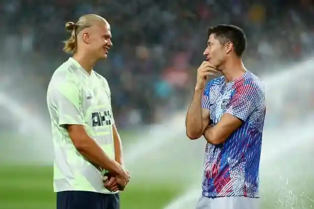 一場(chǎng)3-3!1.5億巨星演技拙劣,假摔騙點(diǎn)球遭吐槽:向C羅致敬