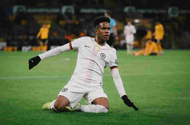 六臺嘉賓：埃斯特旺是U20最佳左腳將，進球能力和盤帶優于亞馬爾