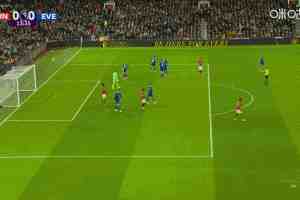 紛紛擾擾與我無關！蓋耶掌摑基恩時，姆伯莫路過找齊爾克澤溝通