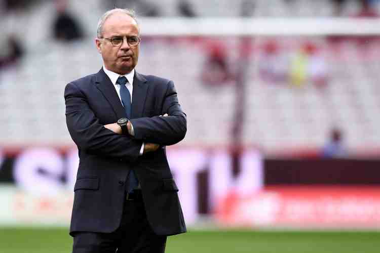 法媒：巴黎總監坎波斯確認，將嘗試收購衛星俱樂部外租球員練級