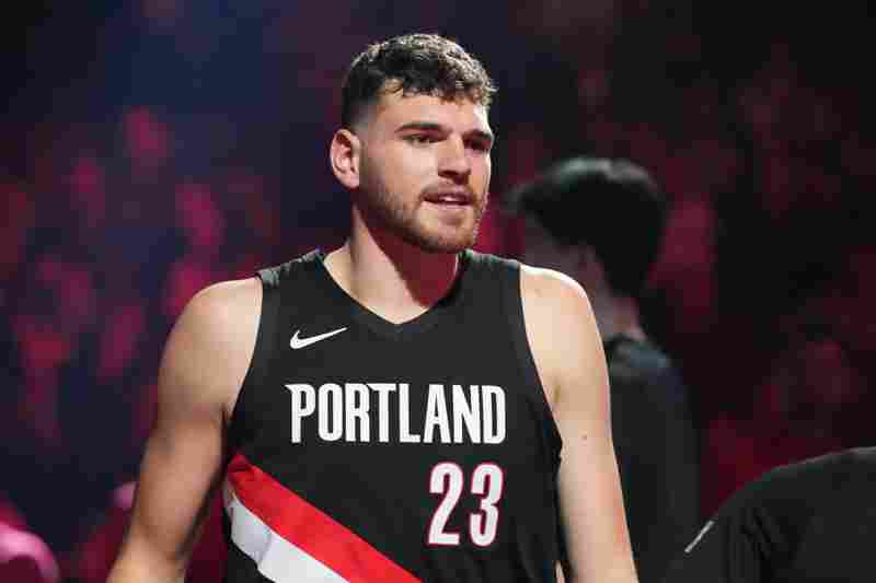 小楊有機會?克林根生病明日對壘雷霆出戰(zhàn)成疑 總前場板聯(lián)盟第一